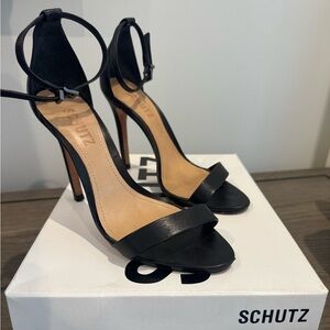 SCHUTZ Cadey Lee Black Open-Toe Heels size 7